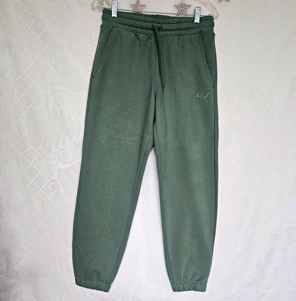 PUMA Womens Small Green Jogger Fleece Sweatpants Drawstring Pockets Sporty Cozy